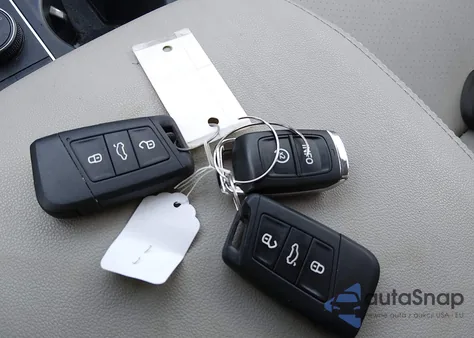 2019 Volkswagen Atlas 3.6L V6 Se z USA, uszkodzony, nr VIN 1V2LR2CA9KC562482